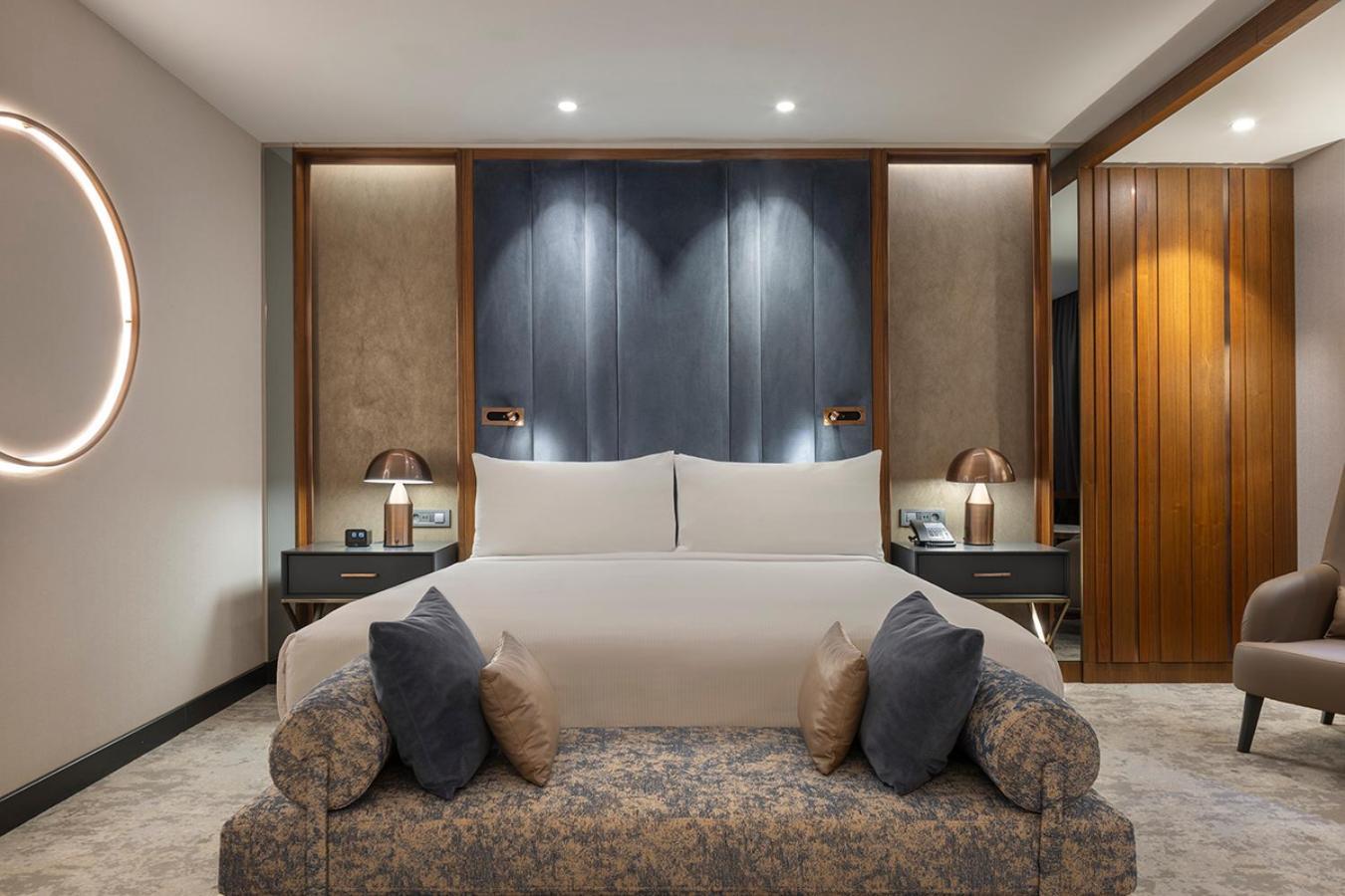 One-Bedroom King Suite,1687454000:JPEG